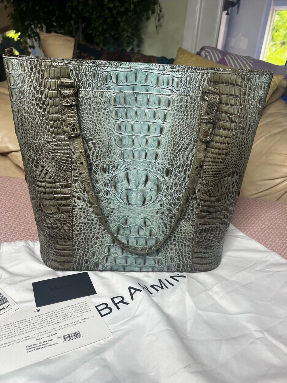 Brahmin Abigail Bluebell Ombré Melbourne Shoulder Bag - Picture 5 of 17